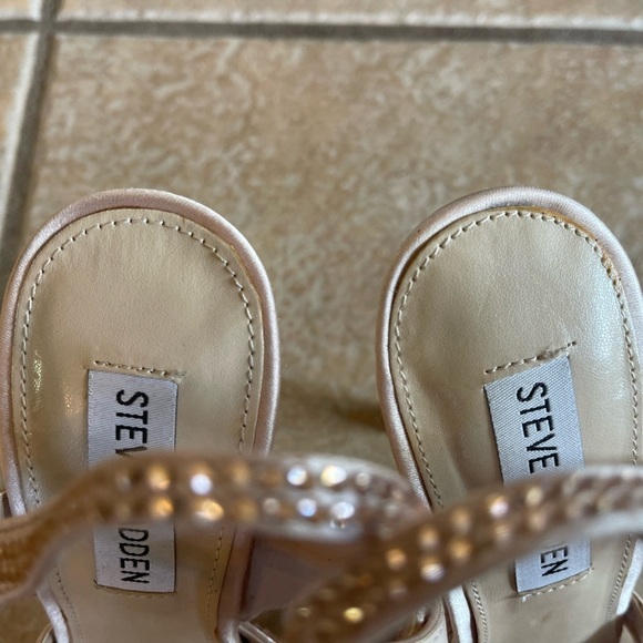 Steve Madden Blush Pink Sparkle Studded Satin Platform Stiletto Heeled Sandal - Picture 4 of 6